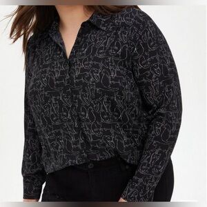 Black & Lightweight, Long Sleeve Button up Torrid Cat Print Shirt.
